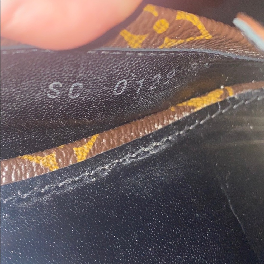 Louis Vuitton Flat Loafers - Picture 9 of 10